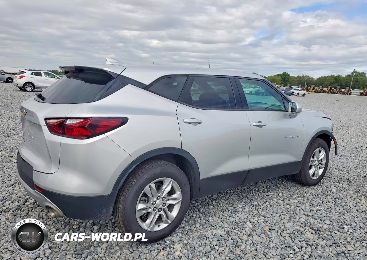 2020 Chevrolet Blazer 2Lt VIN:3GNKBHRS1LS632564 - 3