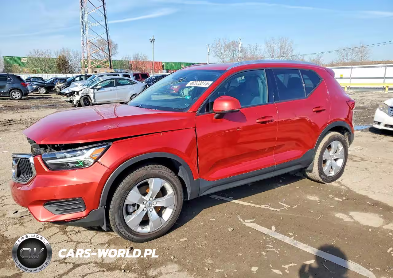 2020 Volvo Xc40 T5 Momentum