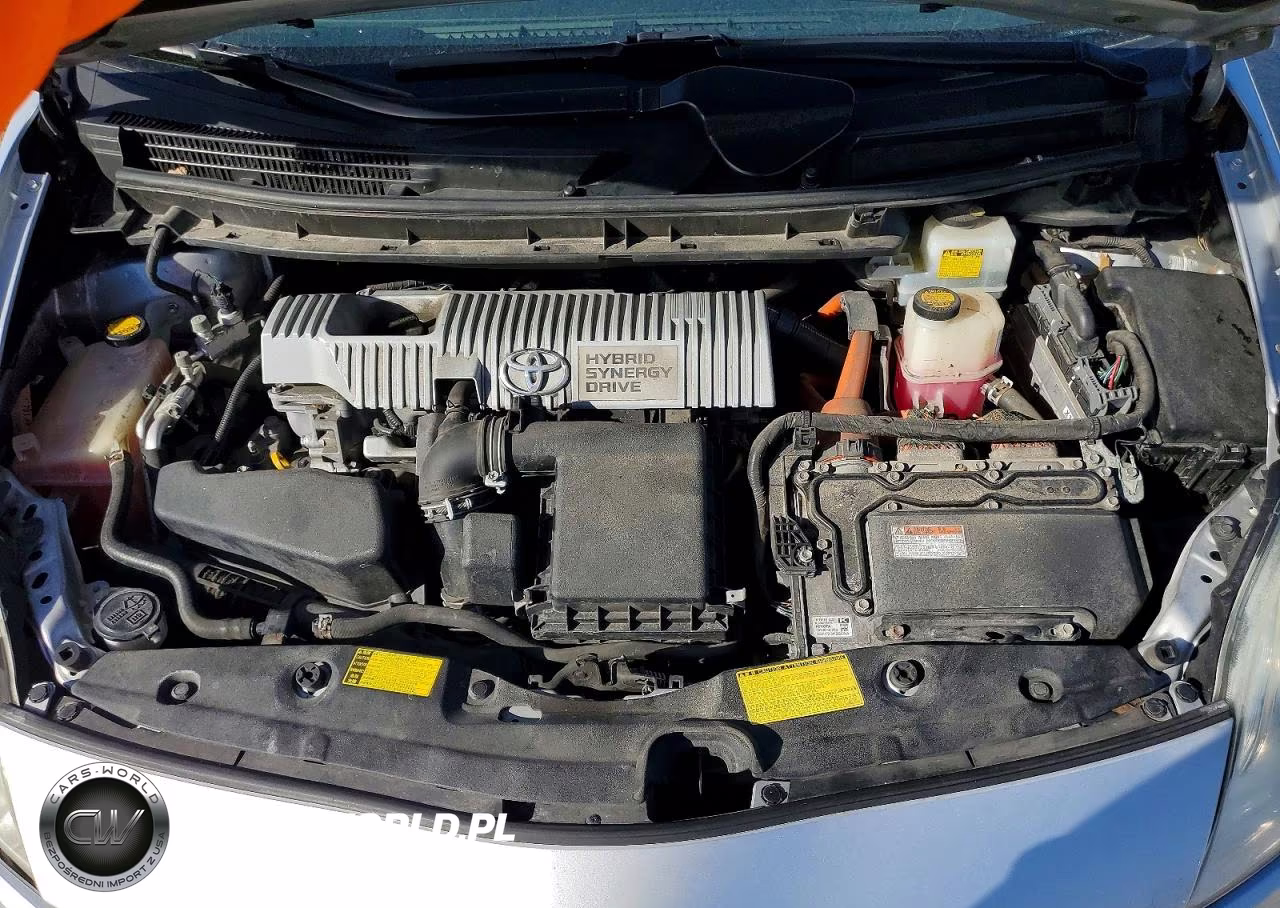 2013 Toyota Prius Two VIN:JTDKN3DU6D5567475 - 11