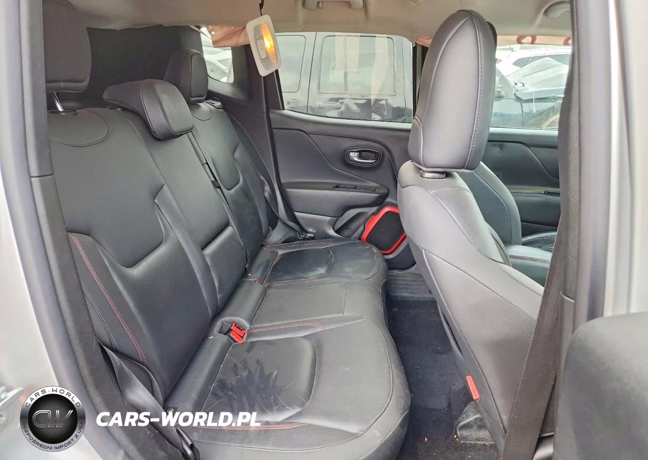 2017 Jeep Renegade Trailhawk VIN:ZACCJBCB9HPG30835 - 10