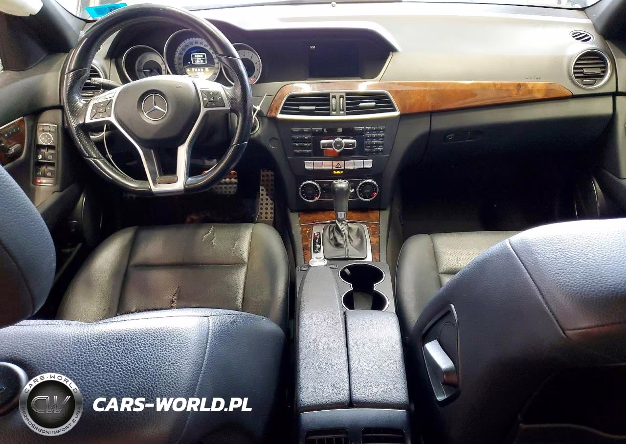 2012 Mercedes-Benz C 300 4Matic VIN:WDDGF8BB8CA708768 - 8