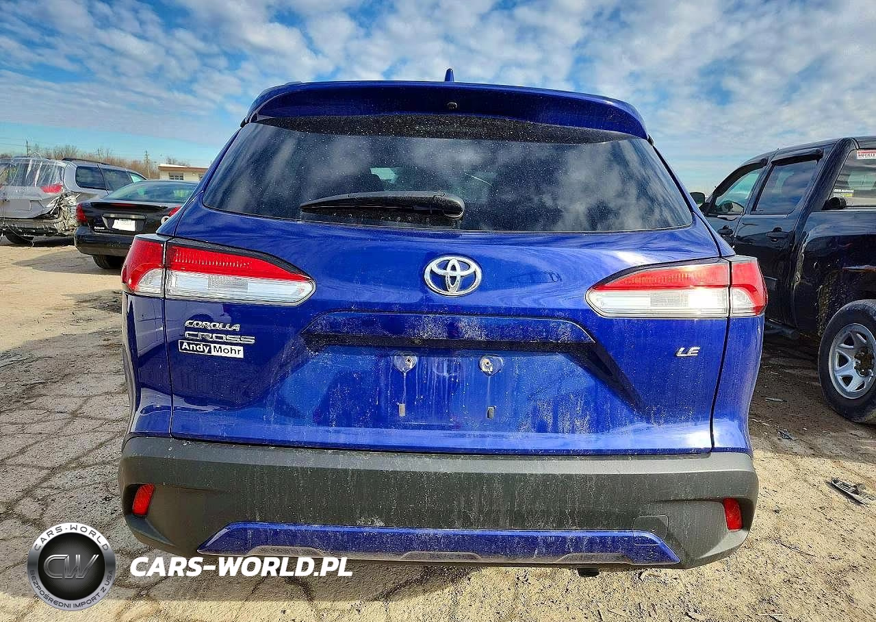 2022 Toyota Corolla Cross Le VIN:7MUCAAAG7NV002382 - 6