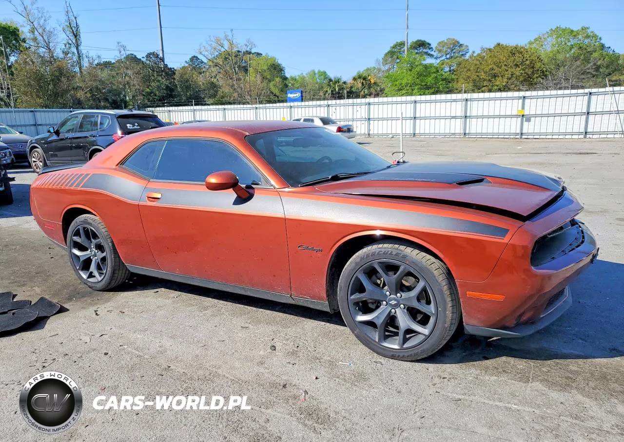 2020 Dodge Challenger Sxt VIN:2C3CDZAG1LH247081 - 4