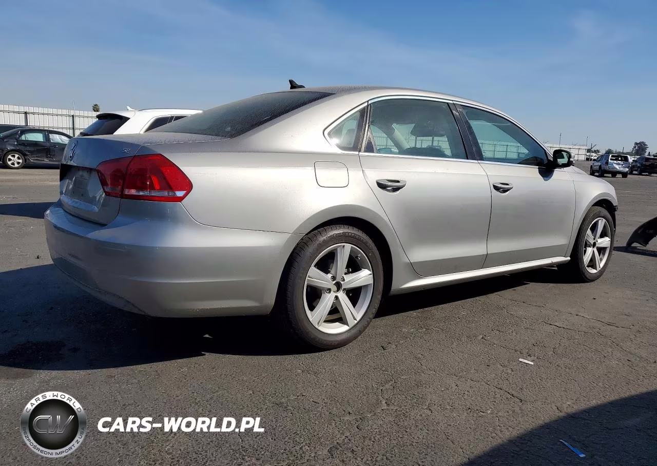 2012 Volkswagen Passat Se VIN:1VWBP7A38CC077690 - 3