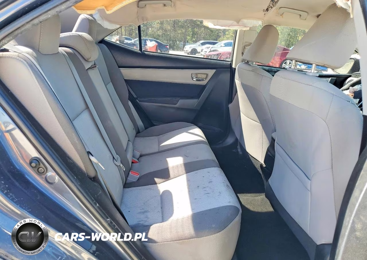 2017 Toyota Corolla Le VIN:5YFBURHE9HP695713 - 10