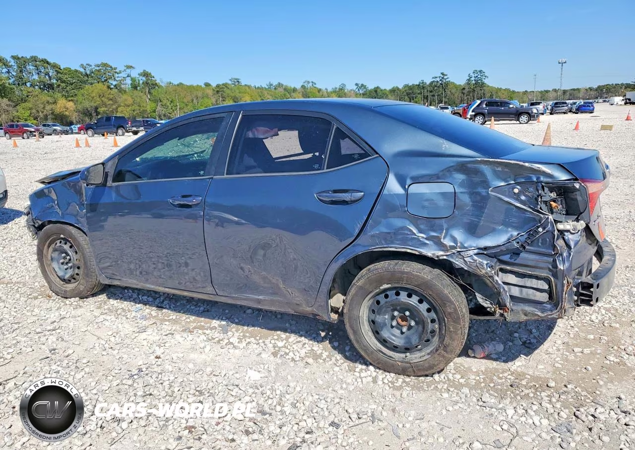 2017 Toyota Corolla Le VIN:5YFBURHE9HP695713 - 2