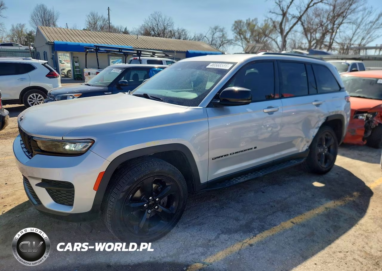 2022 Jeep Grand Cherokee Laredo – zdjęcie 1 z 12