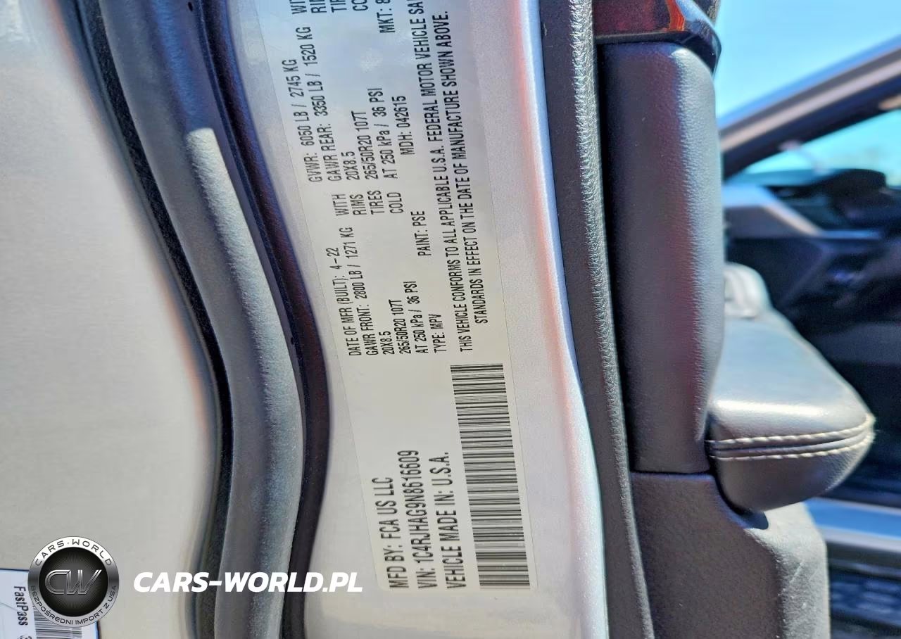 2022 Jeep Grand Cherokee Laredo VIN:1C4RJHAG9N8616609 - 12
