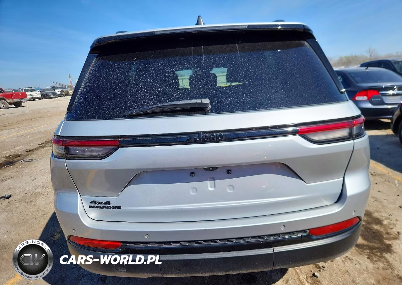 2022 Jeep Grand Cherokee Laredo VIN:1C4RJHAG9N8616609 - 6
