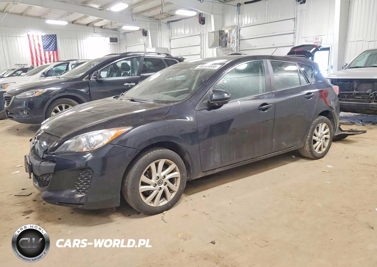 2013 Mazda 3 I