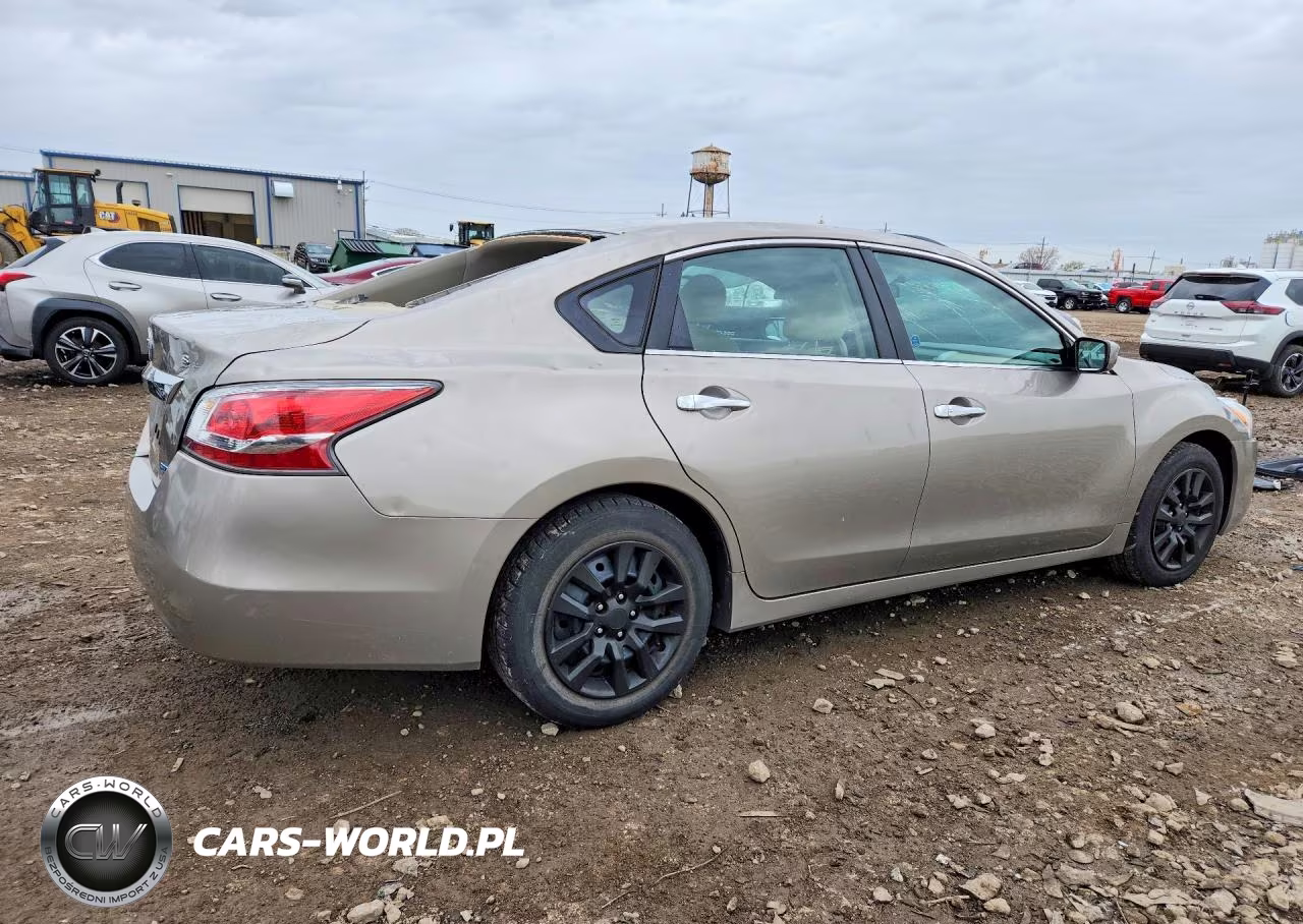 2014 Nissan Altima 2.5 VIN:1N4AL3AP6EC121362 - 3