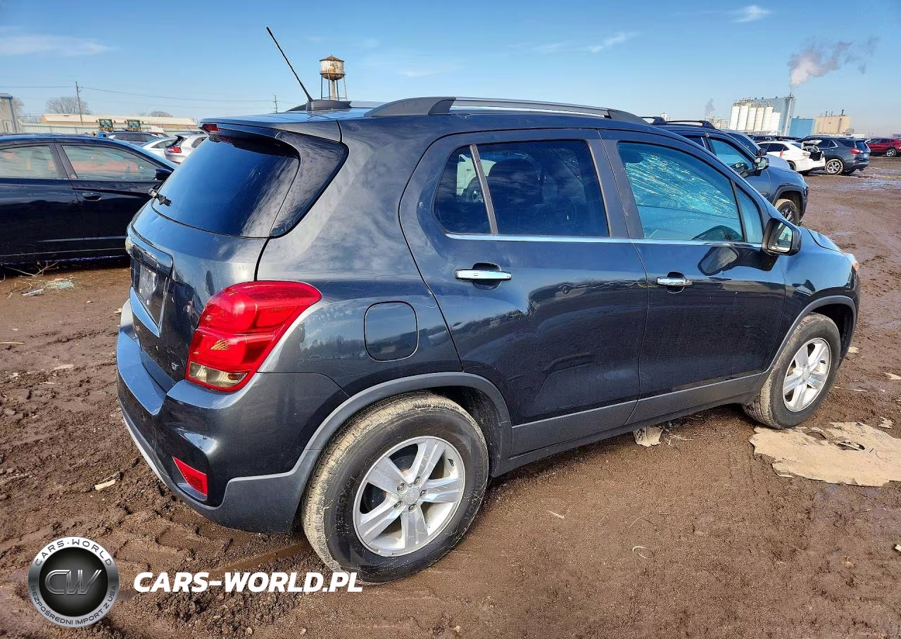 2017 Chevrolet Trax 1Lt VIN:3GNCJLSB8HL148042 - 3
