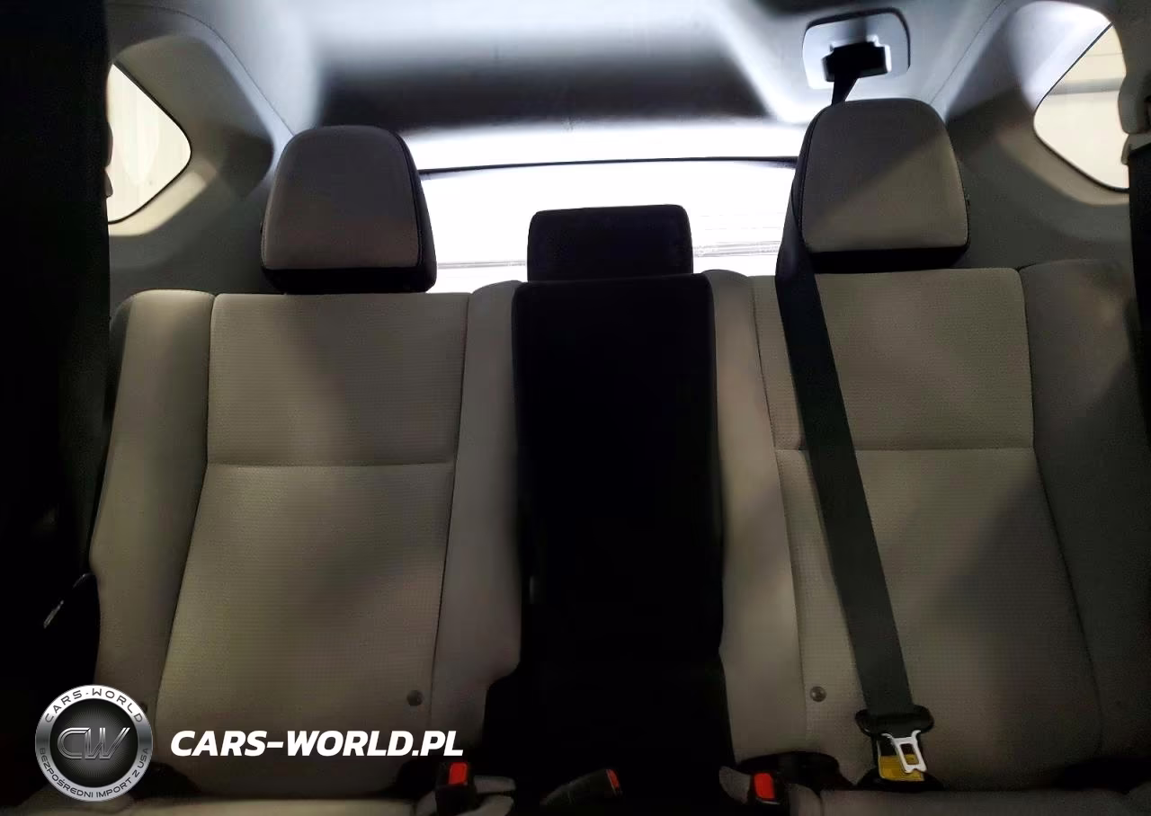 2018 Toyota Rav4 Xle VIN:2T3RFREV1JW854006 - 10