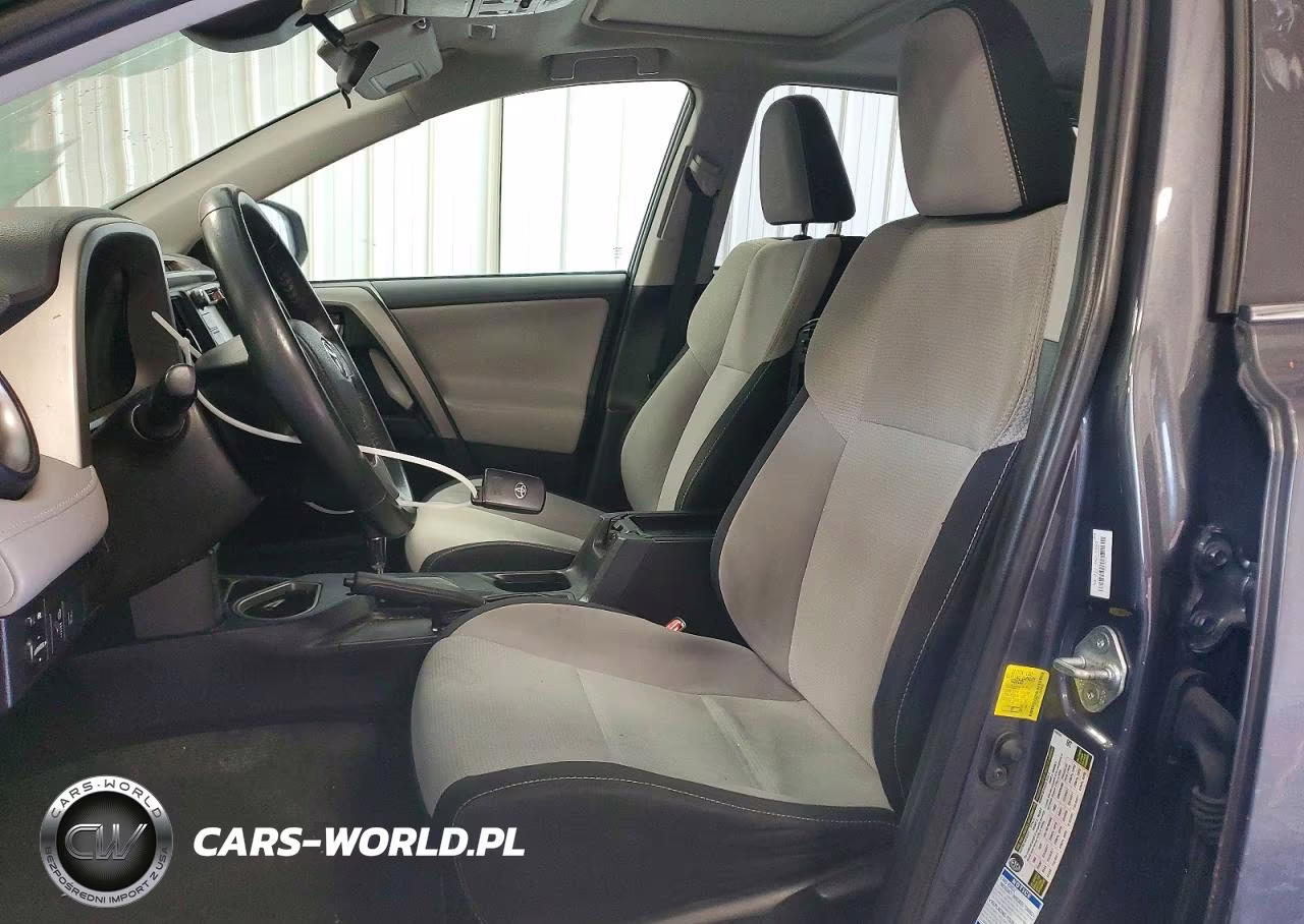 2018 Toyota Rav4 Xle VIN:2T3RFREV1JW854006 - 7