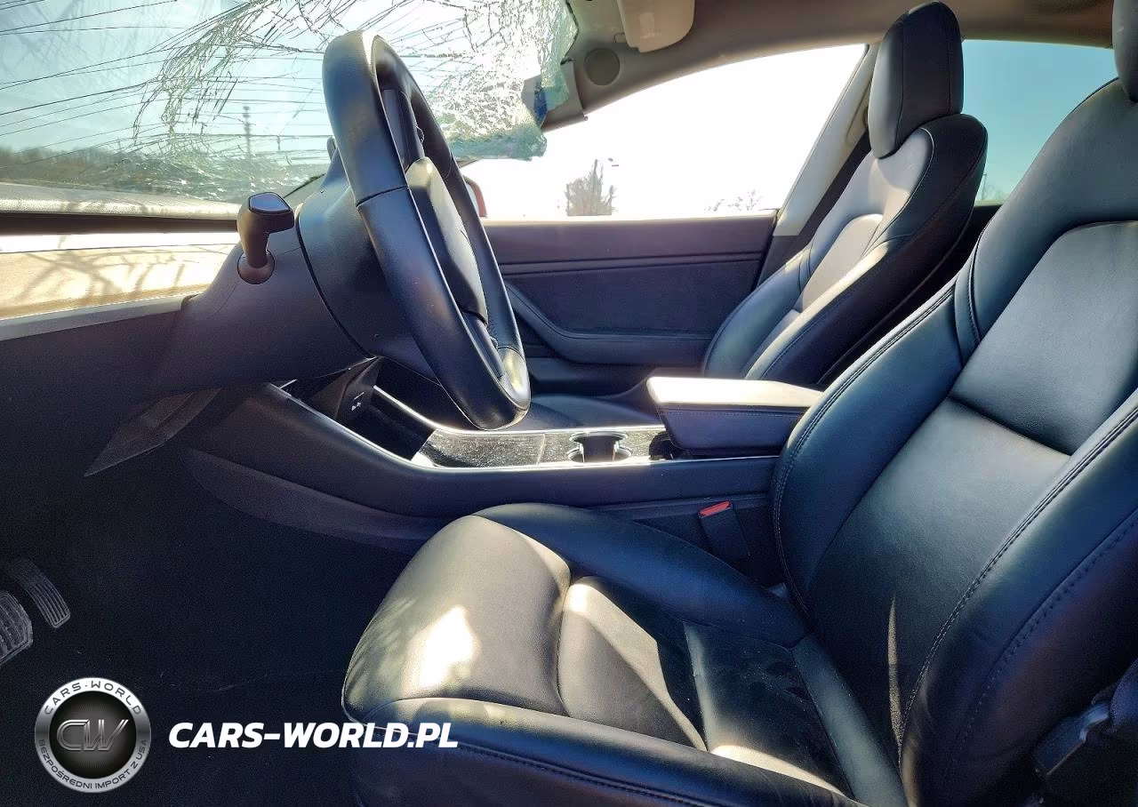 2018 Tesla Model 3 VIN:5YJ3E1EBXJF120020 - 7