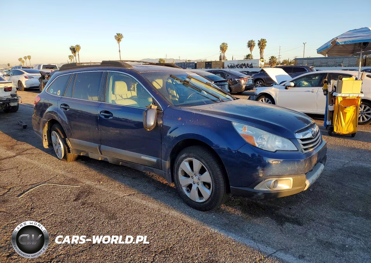 2010 Subaru Outback 2.5I Limited VIN:4S4BRBKC3A3331619 - 4