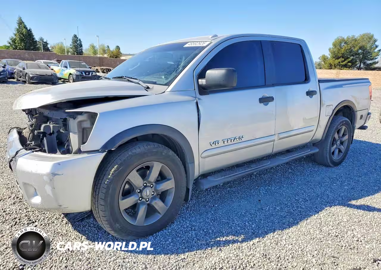2015 Nissan Titan Sv