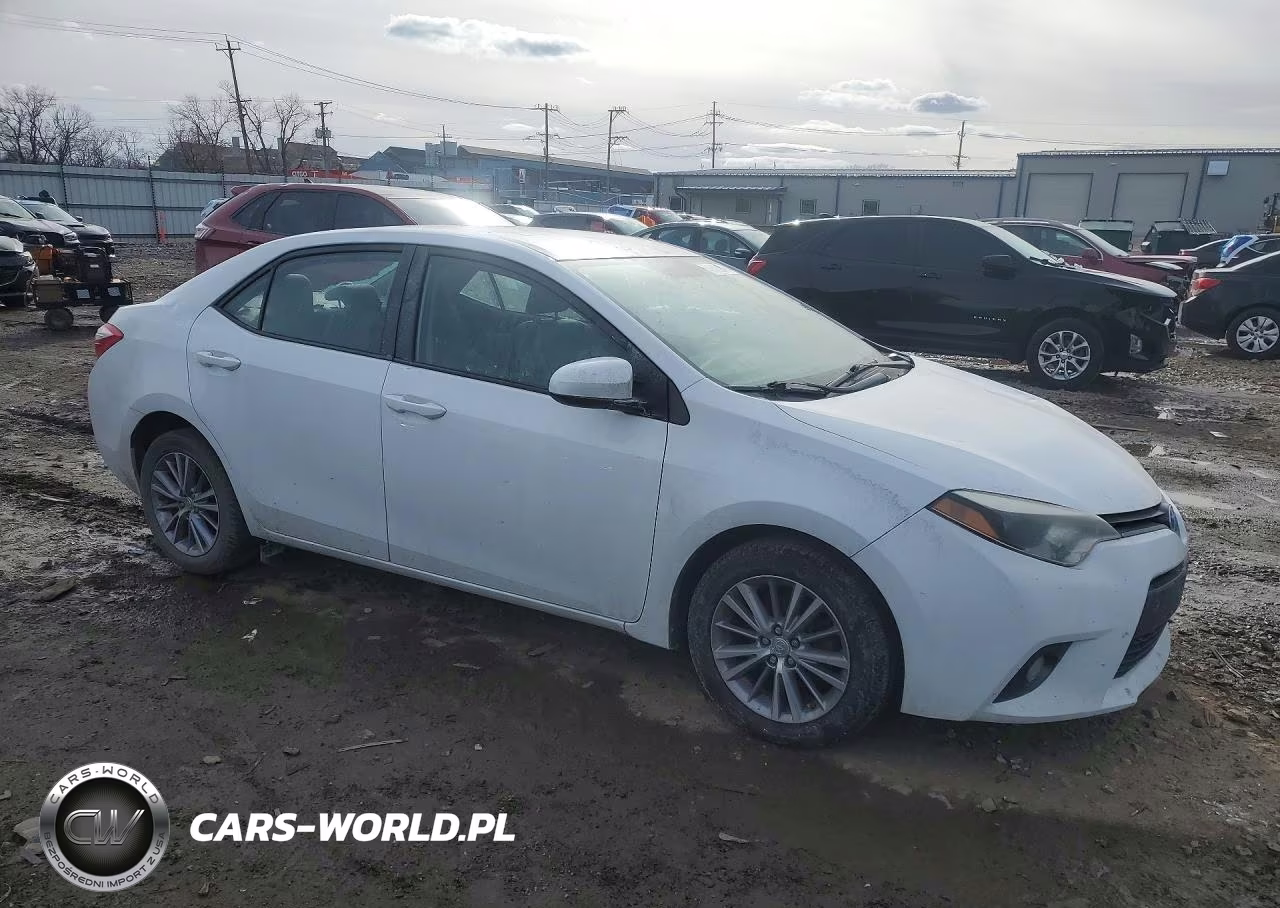 2015 Toyota Corolla Le Plus VIN:2T1BURHE1FC247205 - 4