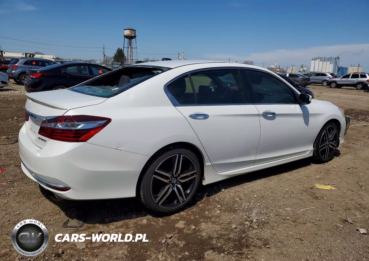 2016 Honda Accord Sport VIN:1HGCR2F5XGA049133 - 3