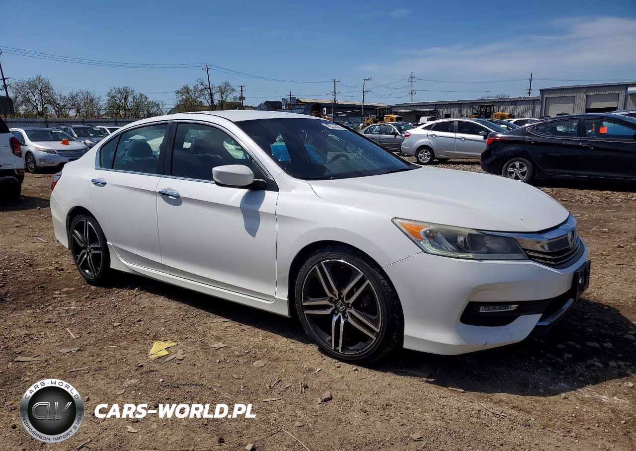 2016 Honda Accord Sport VIN:1HGCR2F5XGA049133 - 4