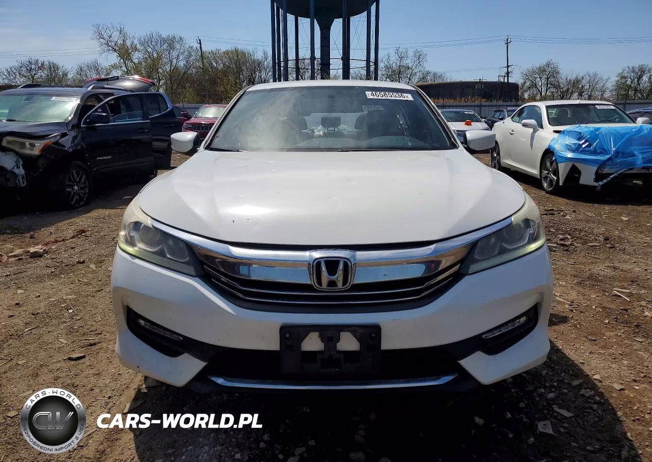 2016 Honda Accord Sport VIN:1HGCR2F5XGA049133 - 5