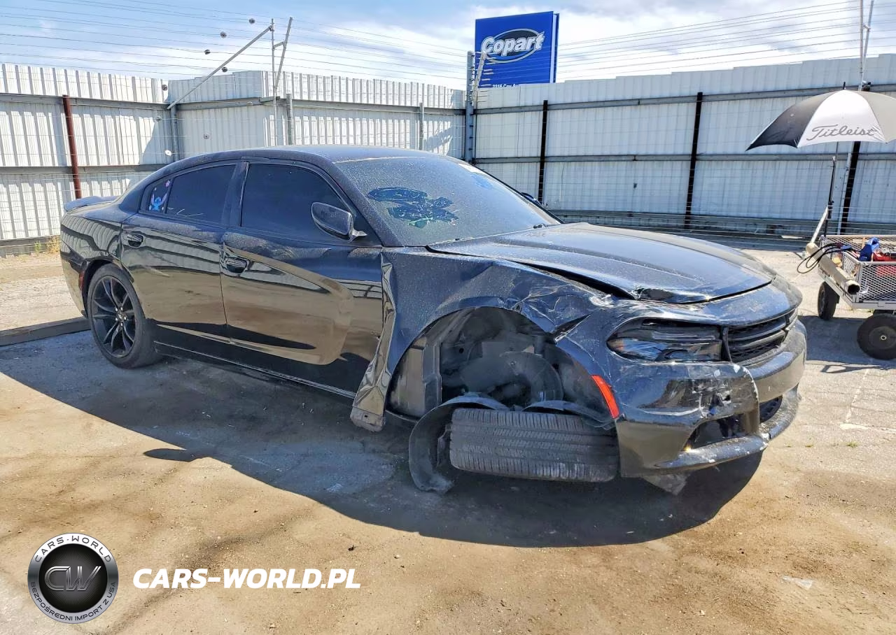 2018 Dodge Charger Sxt VIN:2C3CDXBG3JH290384 - 4