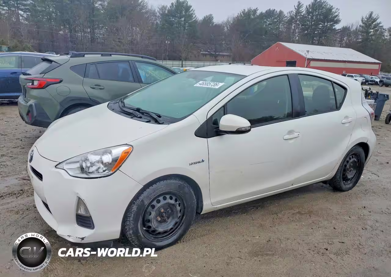 2013 Toyota Prius C Two