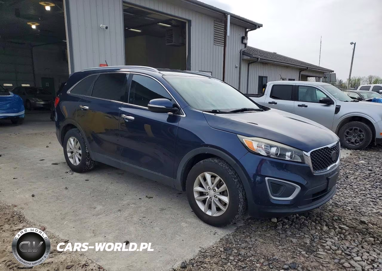 2017 Kia Sorento Lx V6 VIN:5XYPG4A58HG228569 - 4