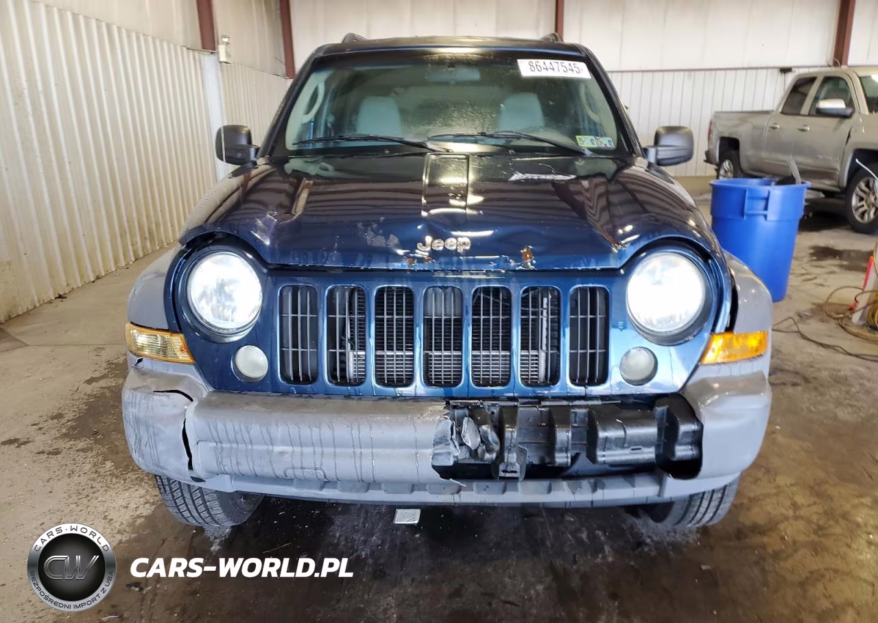2005 Jeep Liberty Sport VIN:1J4GL48K55W571890 - 5