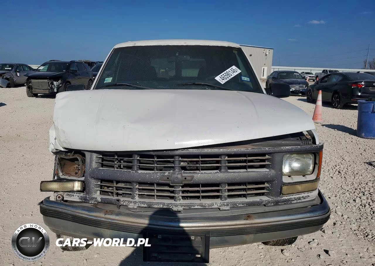 1999 Chevrolet Suburban C2500 VIN:3GNGC26R9XG250356 - 12