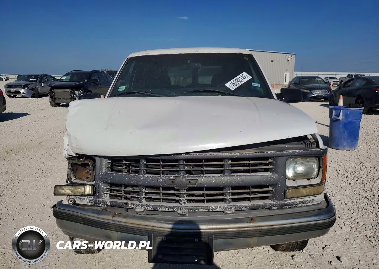 1999 Chevrolet Suburban C2500 VIN:3GNGC26R9XG250356 - 5