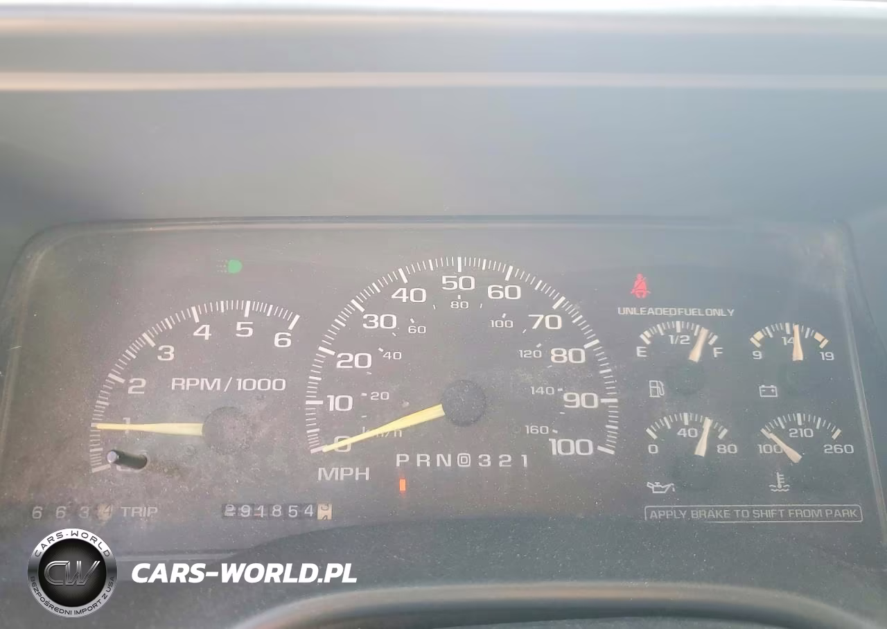 1999 Chevrolet Suburban C2500 VIN:3GNGC26R9XG250356 - 9