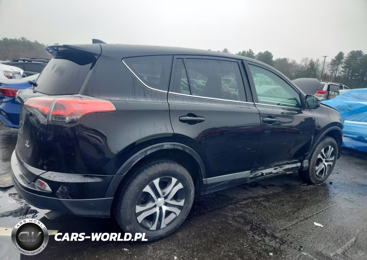 2017 Toyota Rav4 Le VIN:2T3BFREV5HW690884 - 3