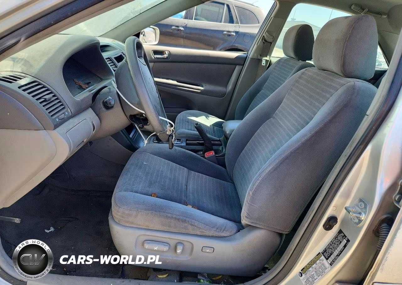 2005 Toyota Camry Le VIN:4T1BE32K75U950247 - 7