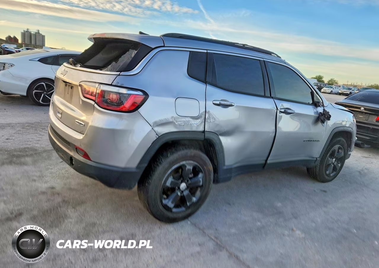 2019 Jeep Compass Latitude VIN:3C4NJDBBXKT597155 - 3