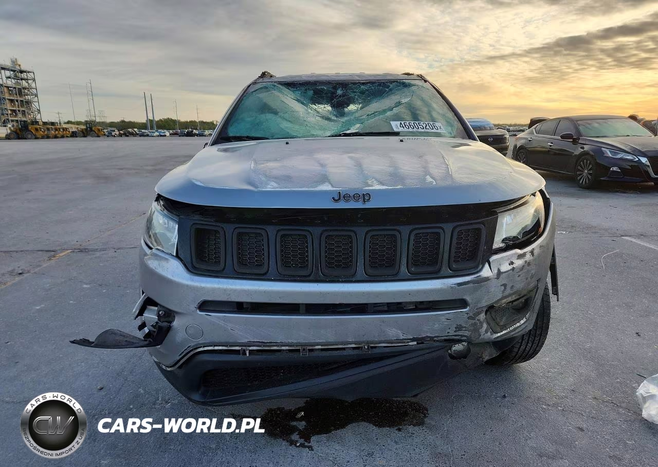 2019 Jeep Compass Latitude VIN:3C4NJDBBXKT597155 - 5