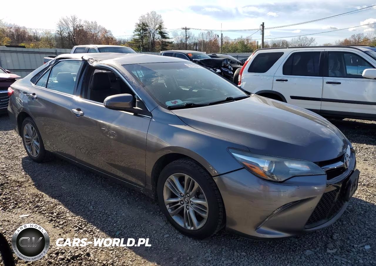 2017 Toyota Camry Le VIN:4T1BF1FK3HU416016 - 4