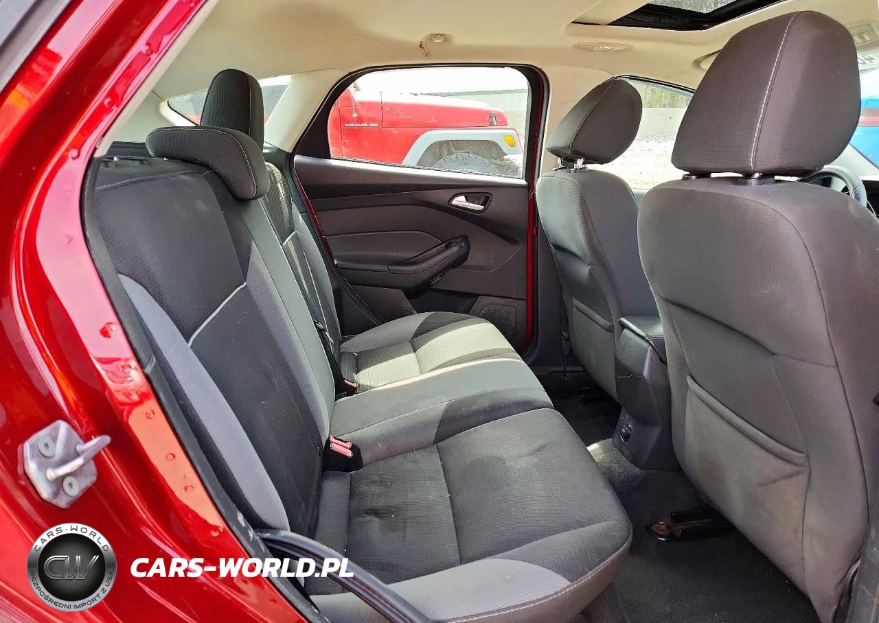 2013 Ford Focus Se VIN:1FADP3K22DL311422 - 10