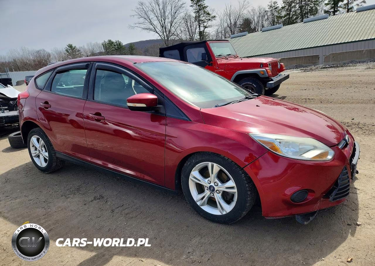 2013 Ford Focus Se VIN:1FADP3K22DL311422 - 4