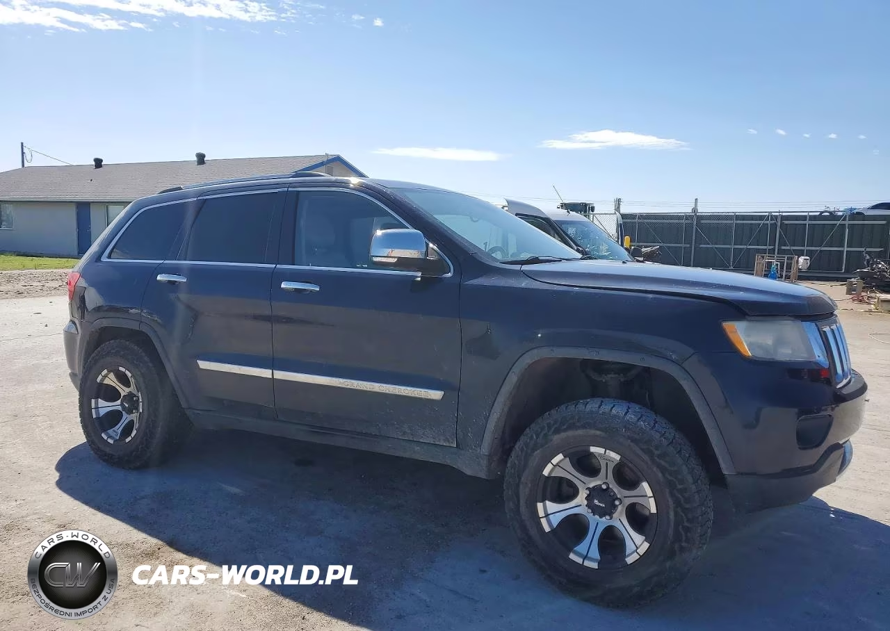 2011 Jeep Grand Cherokee Limit VIN:1J4RR5GT2BC500912 - 4