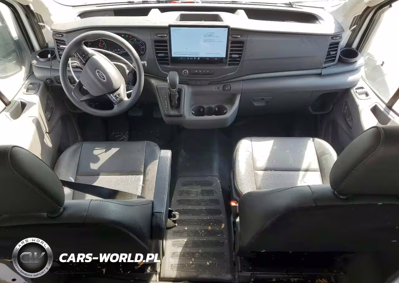 2024 Ford Transit T-250 VIN:1FTBR1C84RKB71034 - 8