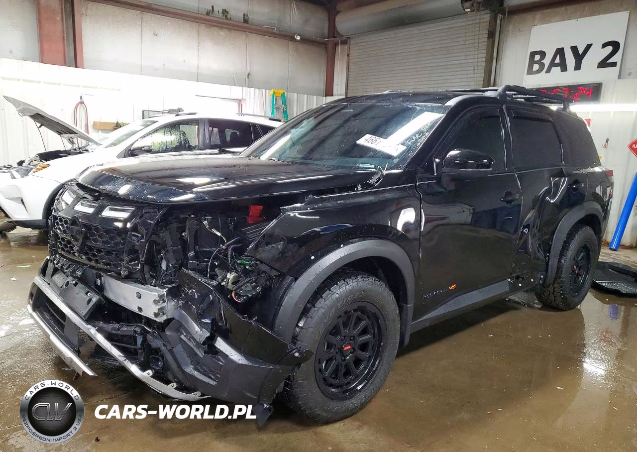 2025 Nissan Pathfinder Rock Creek