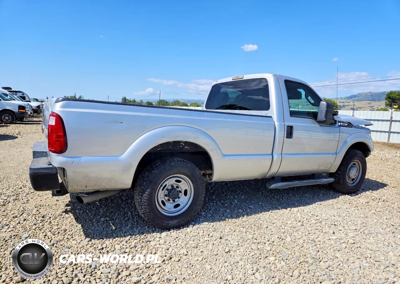 2012 Ford F250 Super Duty VIN:1FTBF2A60CED23591 - 3