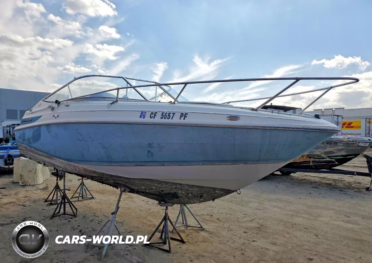 1998 Maxum Boat