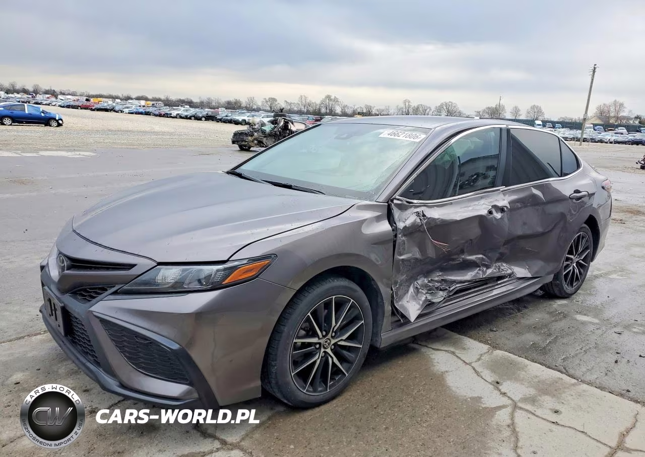 2024 Toyota Camry Se – zdjęcie 1 z 12