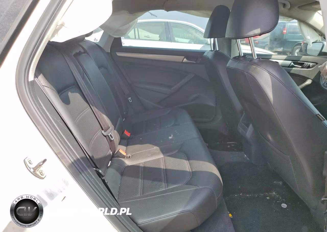 2014 Volkswagen Passat S VIN:1VWAT7A34EC082945 - 10