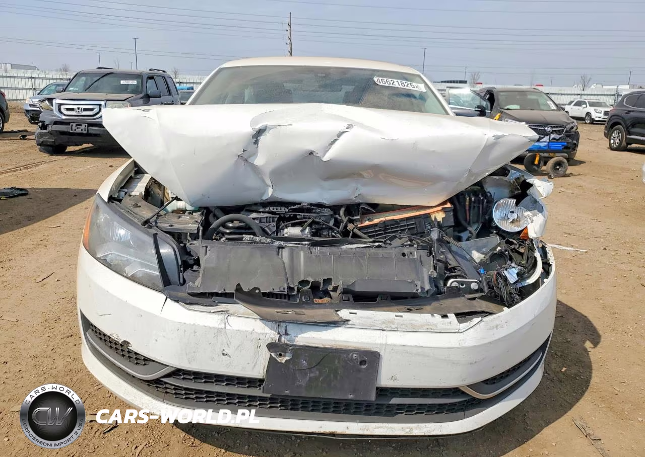 2014 Volkswagen Passat S VIN:1VWAT7A34EC082945 - 5