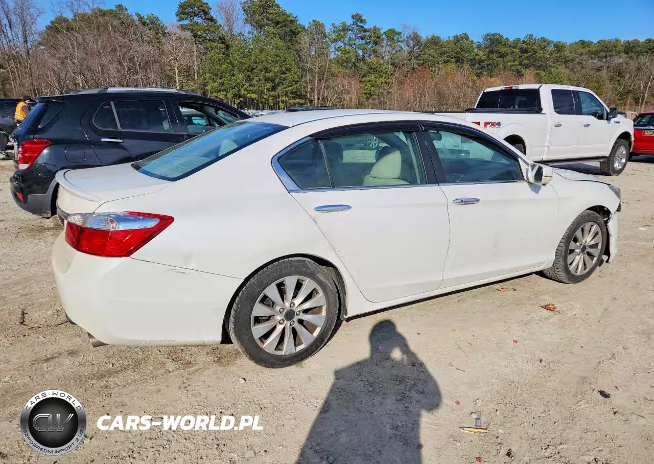 2014 Honda Accord Ex VIN:1HGCR2F71EA273017 - 3