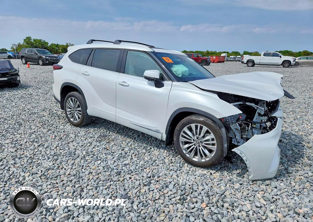 2025 Toyota Highlander Hybrid Platinum VIN:5TDEBRCH3SS688078 - 4