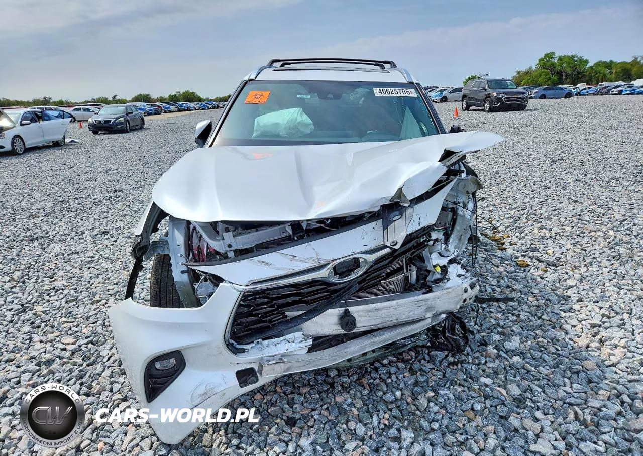 2025 Toyota Highlander Hybrid Platinum VIN:5TDEBRCH3SS688078 - 5